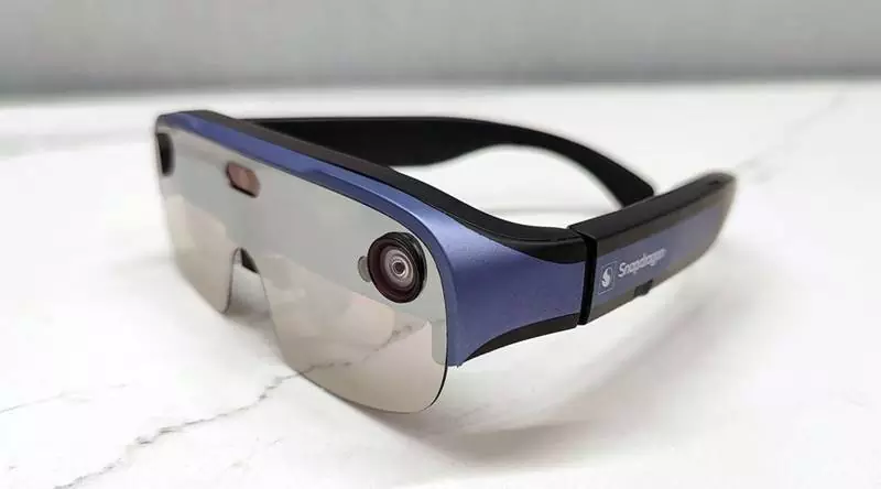 1653057522_Qualcomm-Introduce-New-Wireless-Lightweight-AR-Glasses.jpg