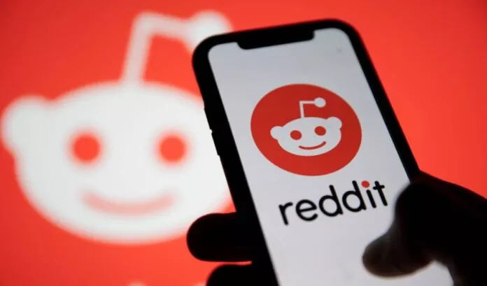 Reddit Brings New Chat Room Feature for Subreddits Like Discord