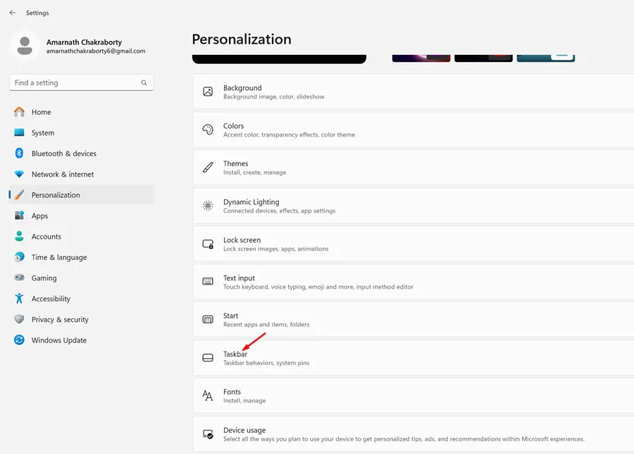 Settings > Personalization > Taskbar